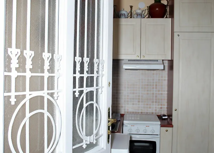 Central Apartments Budapest Hotel *